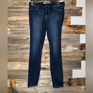 NWT- Hollister skinny jeans- low rise jeans leggings- size 5 regular-W 27 L28